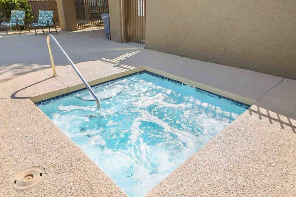The Cool Cactus Condo With Pool And Jacuzzi Tempe Exterior foto